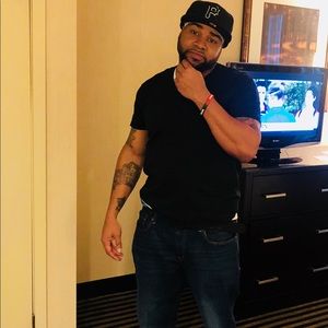 Meet your Posher, Phillip